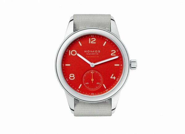 SALE 25%: Nomos Club neomatik signalrot 743  743