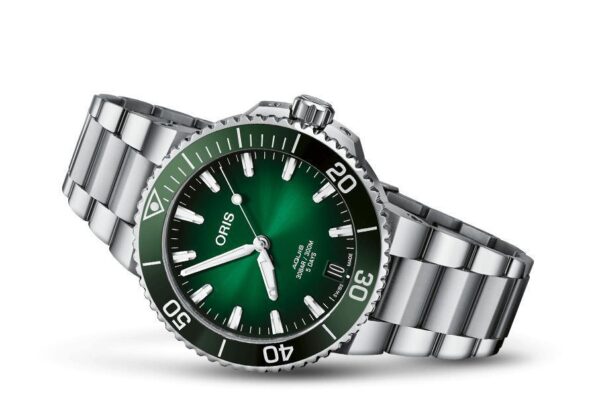 SALE 25%: Oris Aquis   0140077694157.0782209PEB