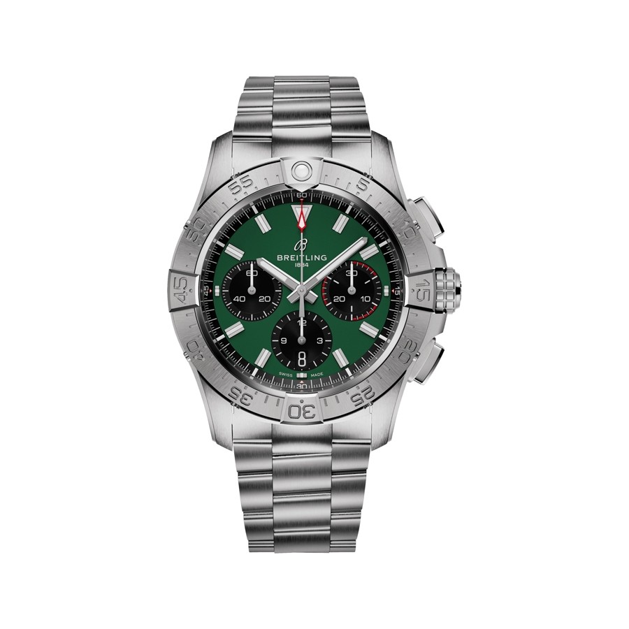 SALE 11%: Breitling Avenger   AB0146101L1A1