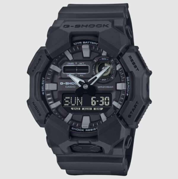 Casio G-Shock   GA-010-1A1ER